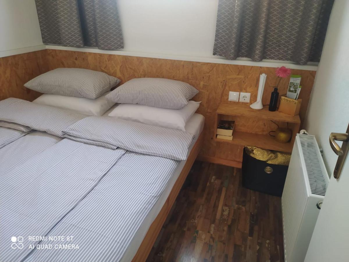 Studio apartman Gradna Samobor Bagian luar foto